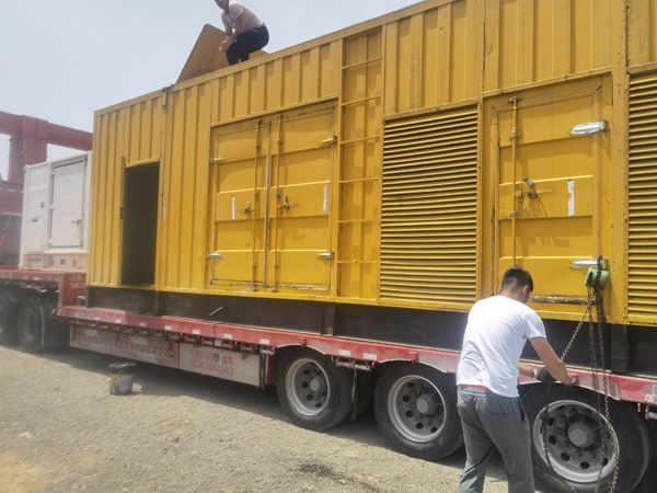 康巴什除了负载情况和发动机维护,还有哪些因素会影响 200kw 柴油发电机的油耗?