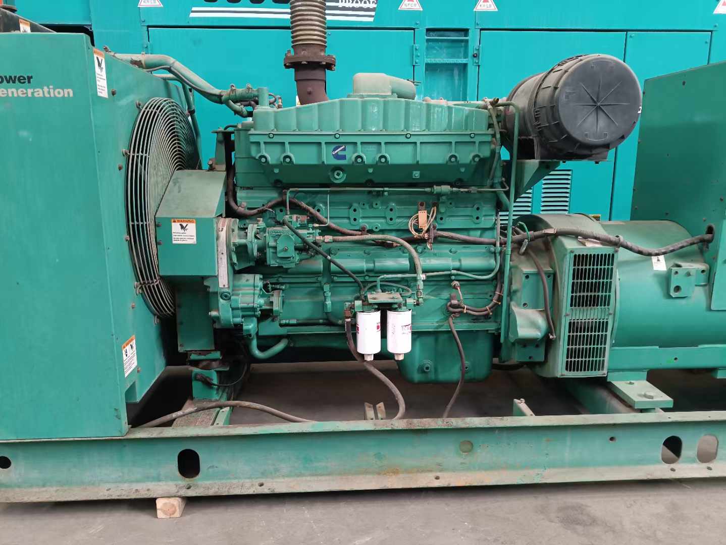 康巴什过载会对 600kW 柴油发电机组造成哪些损害？